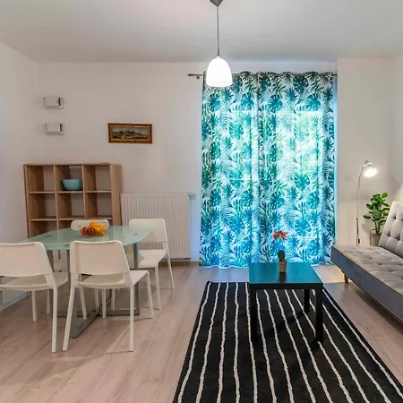 Apartment First - Zoliborz 6