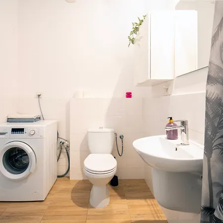 First - Zoliborz 6 شقة